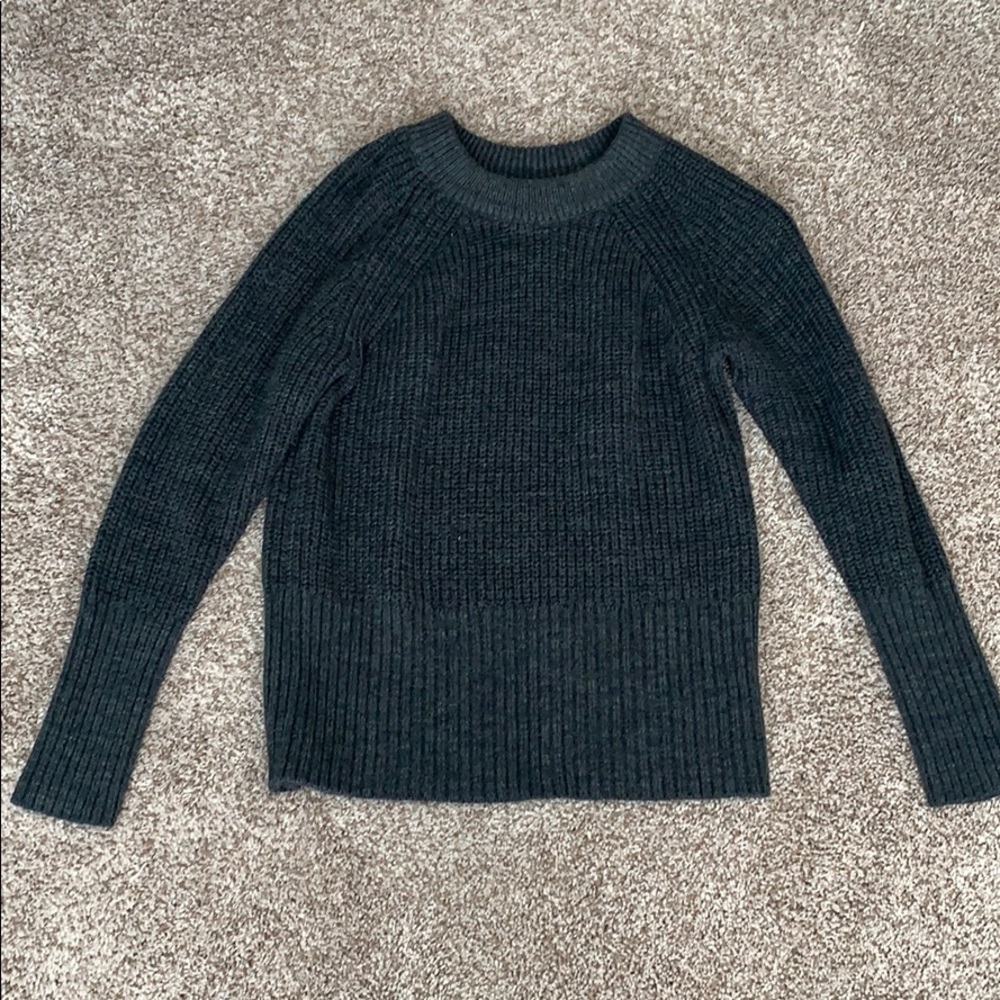 Universal Thread sweater